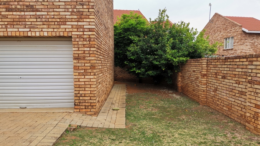 3 Bedroom Property for Sale in Baillie Park North West